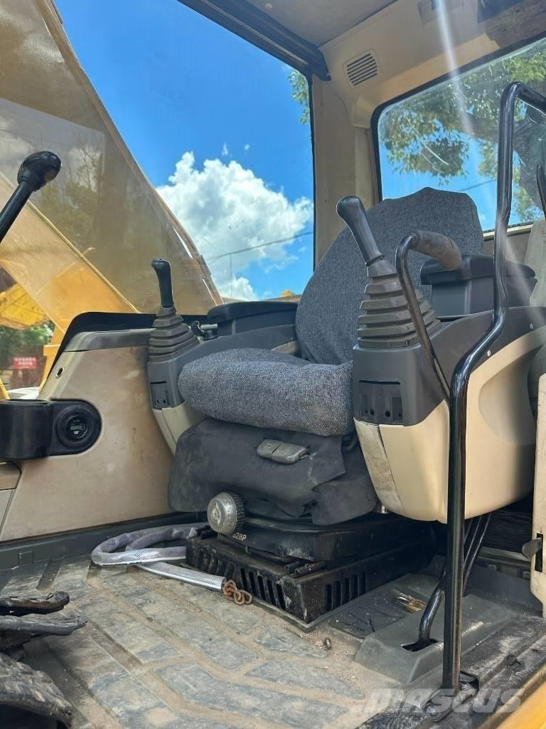 CAT 320C Midi-gravemaskiner 7t - 12t