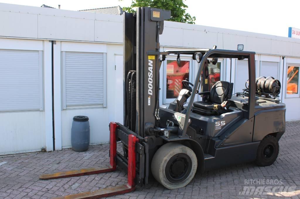 Doosan G 55 C-7 LPG gaffeltrucks