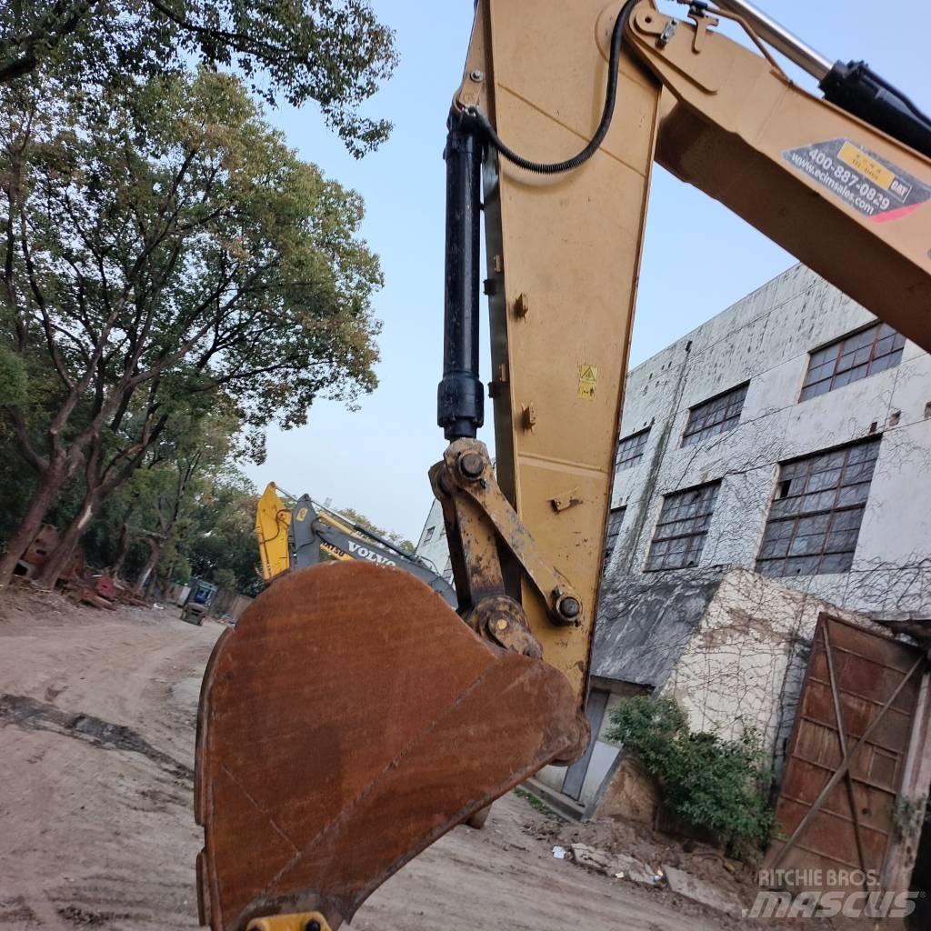CAT 330GC Gravemaskiner på larvebånd