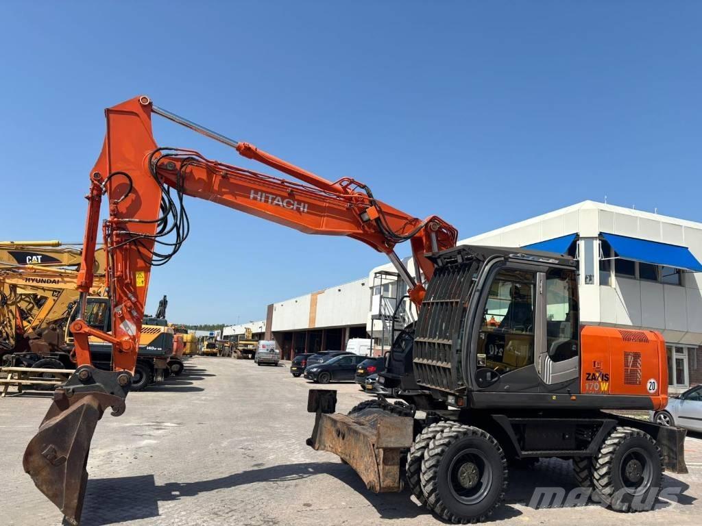 Hitachi ZX 170 W-3 Gravemaskiner på hjul