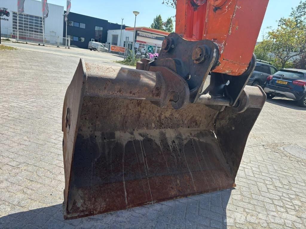 Hitachi ZX 170 W-3 Gravemaskiner på hjul