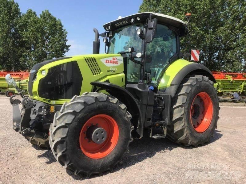 CLAAS AXION 870 Traktorer