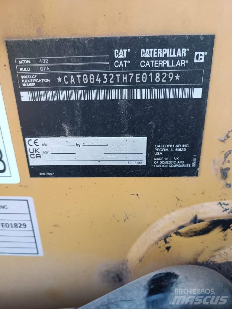 CAT 432 F Rendegravere