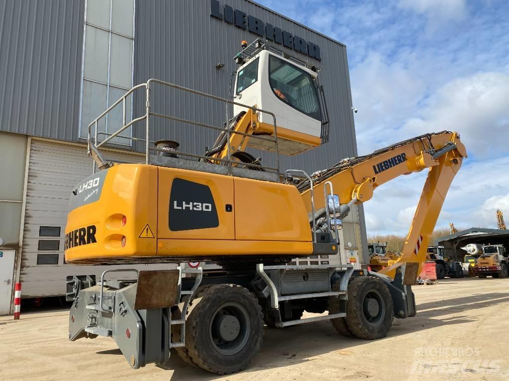 Liebherr LH 30 M Materialehåndteringsmaskiner