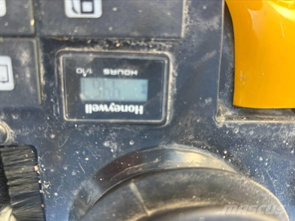 JCB 8010 CTS Minigravemaskiner