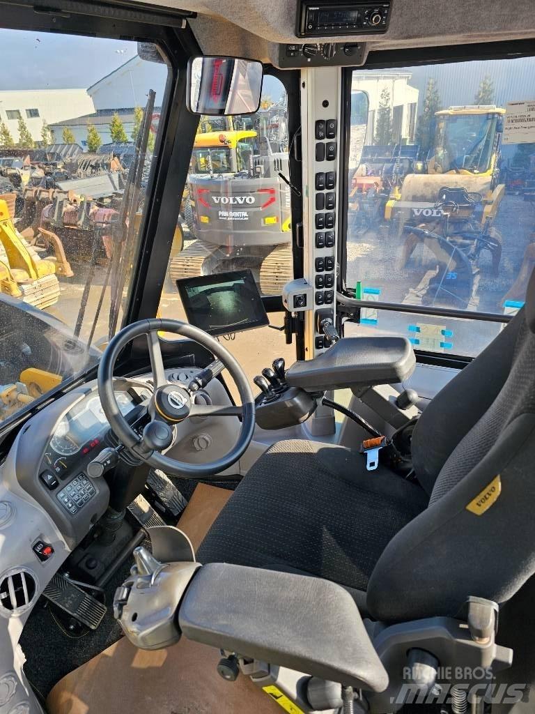 Volvo L260H Læssemaskiner på hjul