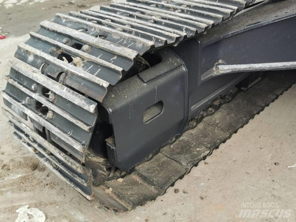 Doosan DX 225 LC Gravemaskiner på larvebånd