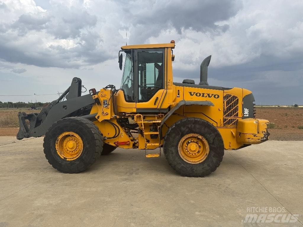 Volvo L90F Læssemaskiner på hjul