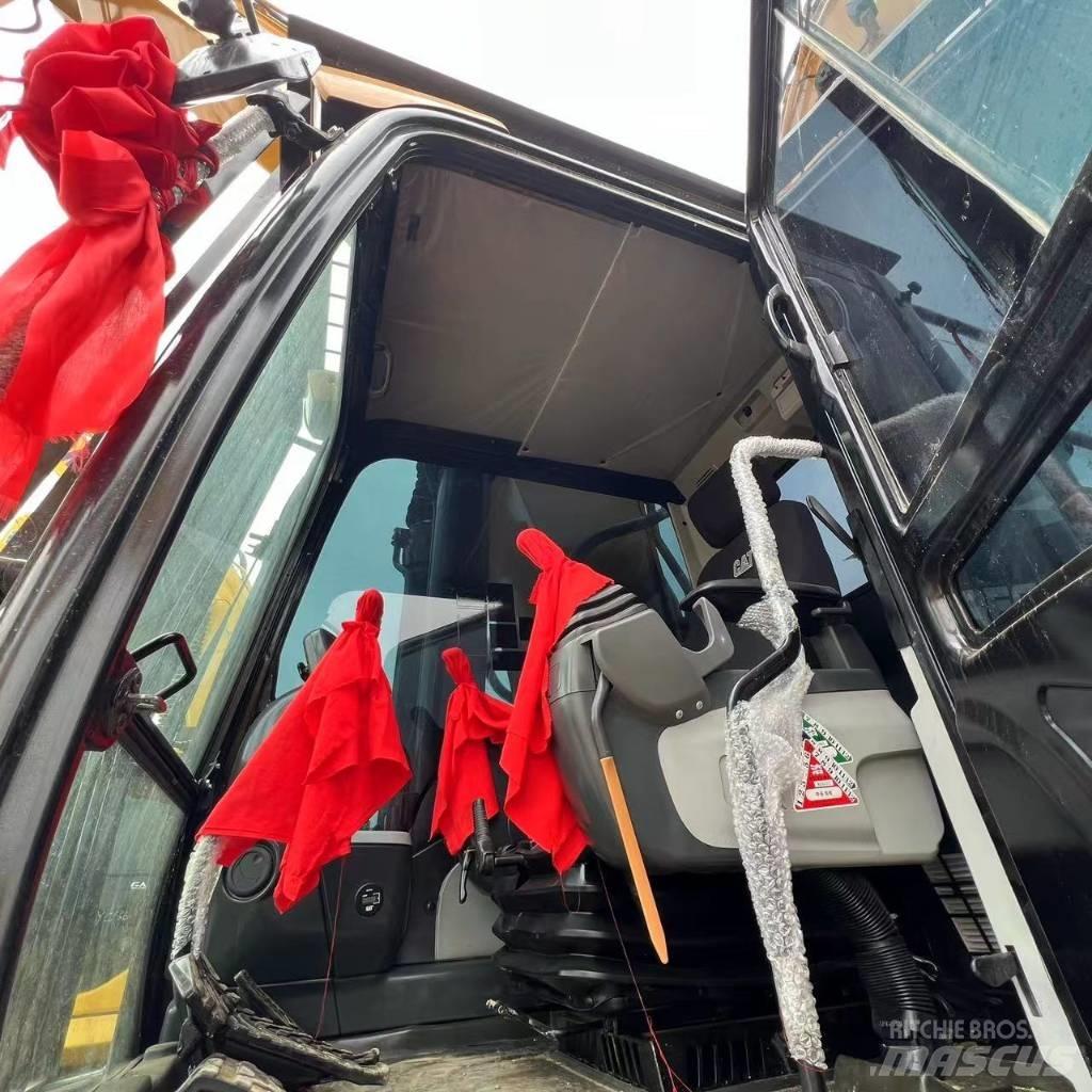 CAT 349 Gravemaskiner på larvebånd