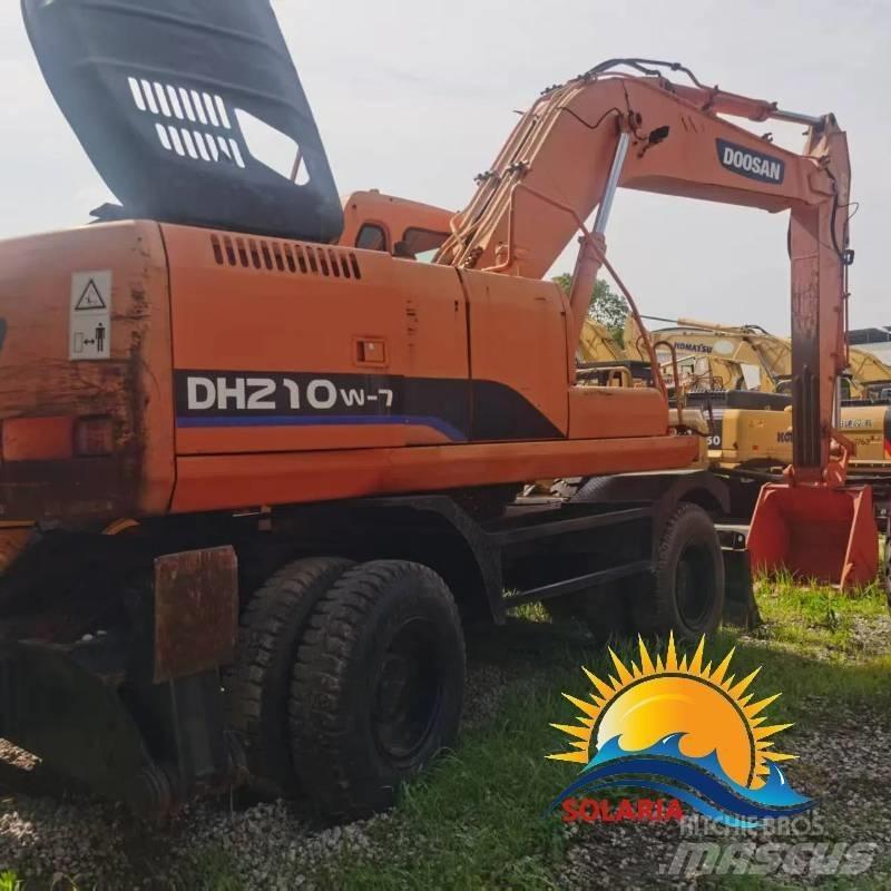 Doosan DH 210 W Gravemaskiner på hjul