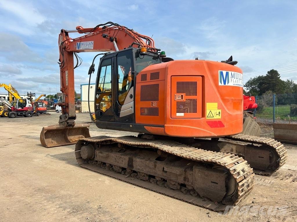Hitachi ZX225 USLC-6 Gravemaskiner på larvebånd