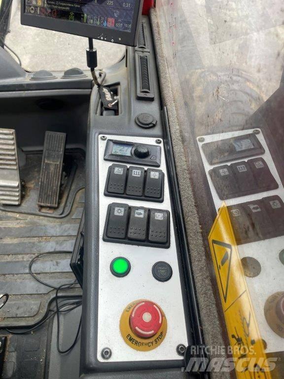 Komatsu 931 XC Skovningsmaskiner