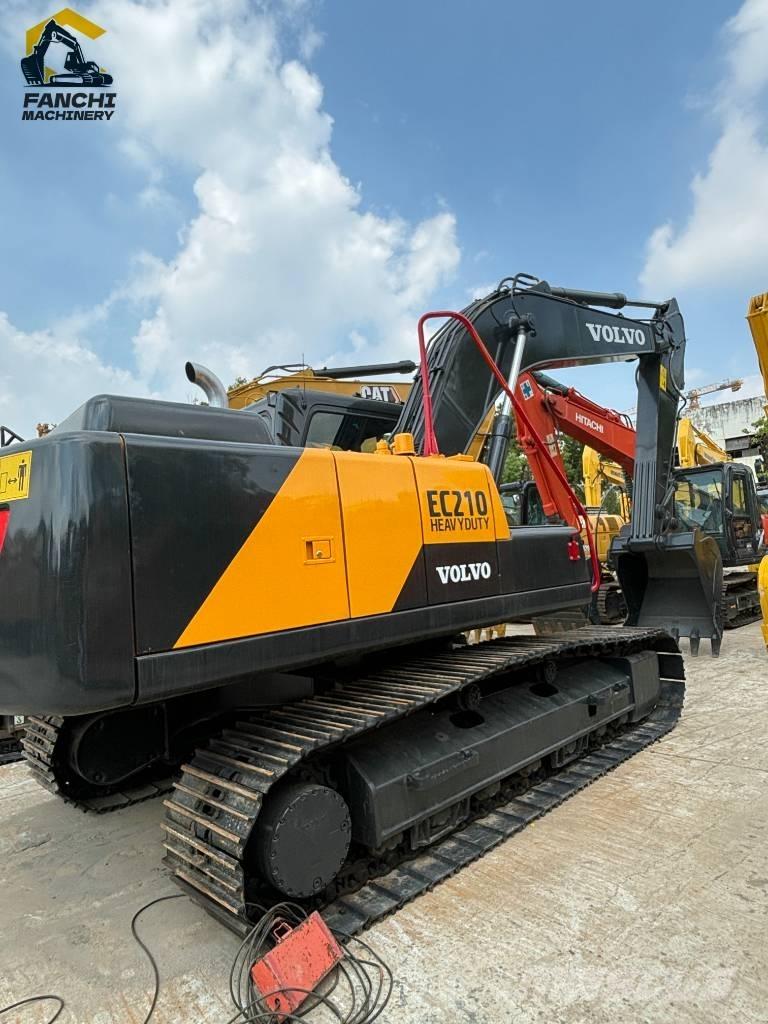 Volvo EC 210 Gravemaskiner på larvebånd