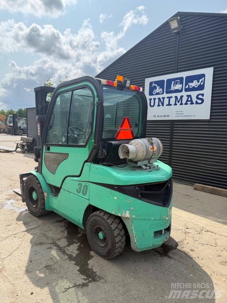 Mitsubishi FG 30 LPG gaffeltrucks