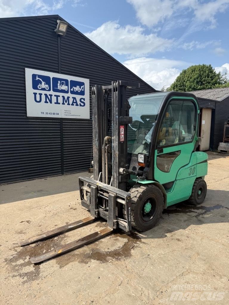 Mitsubishi FG 30 LPG gaffeltrucks