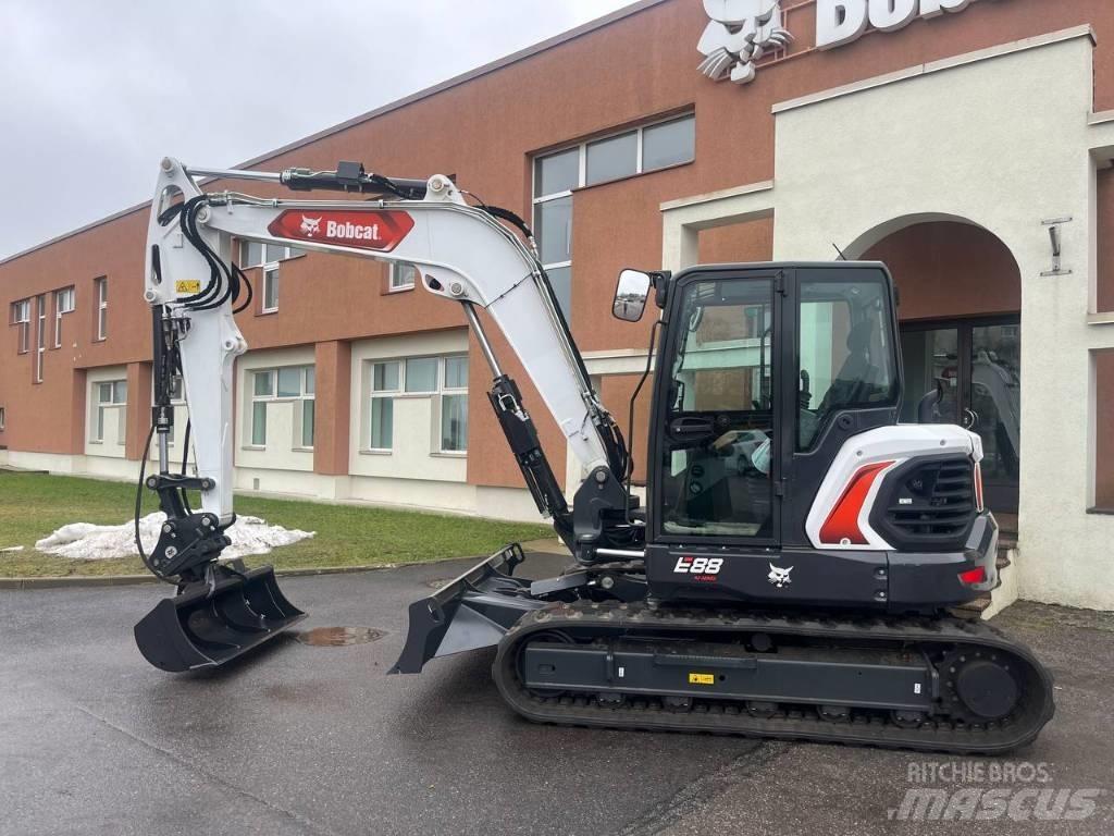 Bobcat E88 Gravemaskiner på larvebånd