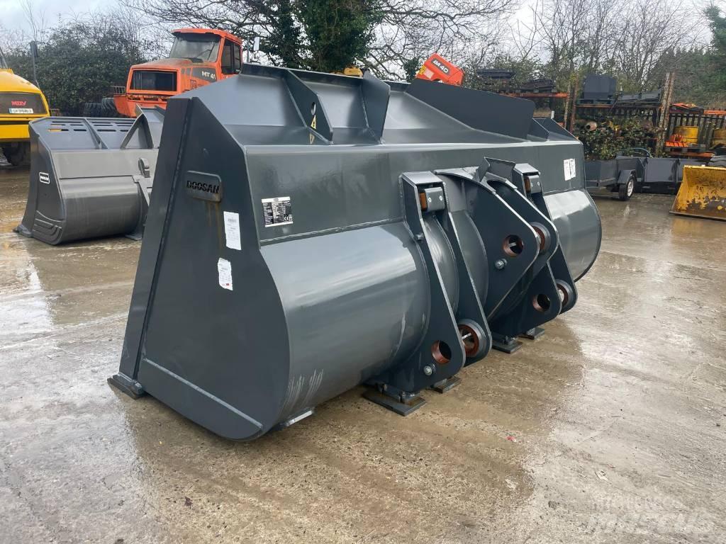 Doosan DL550 Skovle