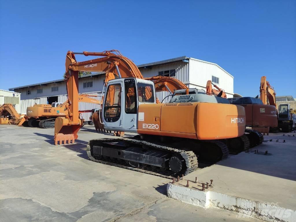 Hitachi EX 220-5 Gravemaskiner på larvebånd