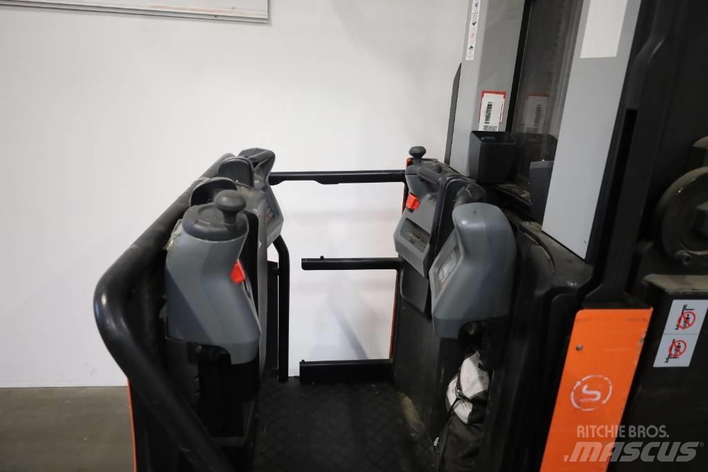 Toyota OME 100 H Plukketruck, medium