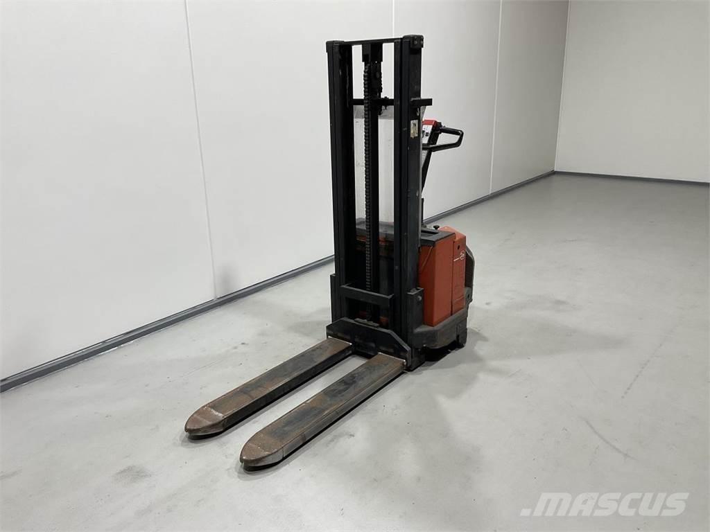 BT PSS 1200 Selvkørende stablere
