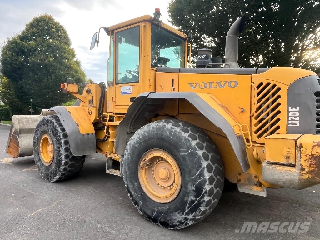 Volvo L 120 E Læssemaskiner på hjul