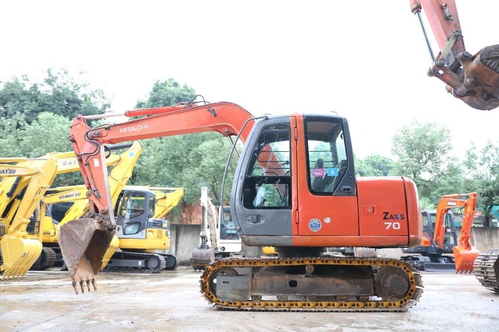 Hitachi ZX 70 Gravemaskiner på larvebånd