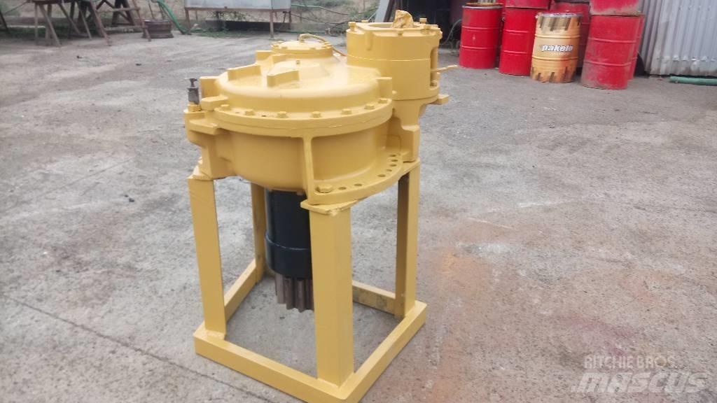 CAT 245 Gear