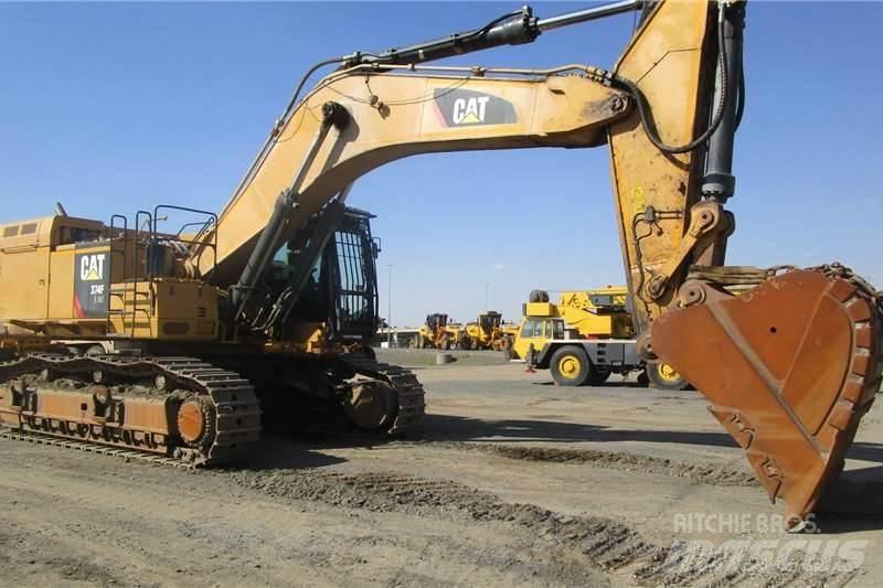 CAT 374FL Minigravemaskiner