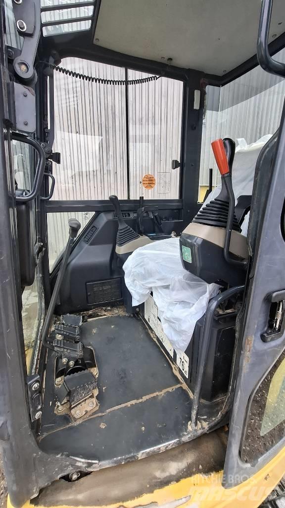 Komatsu PC27MR Minigravemaskiner