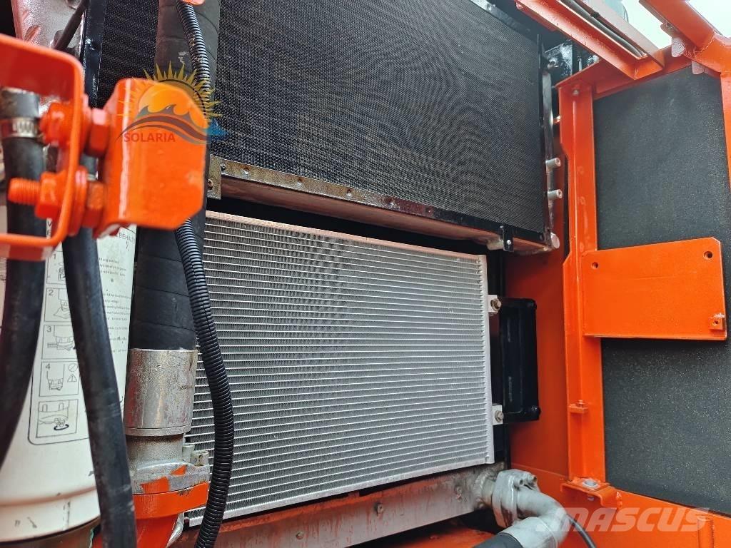 Doosan DX 300 LC Gravemaskiner på larvebånd