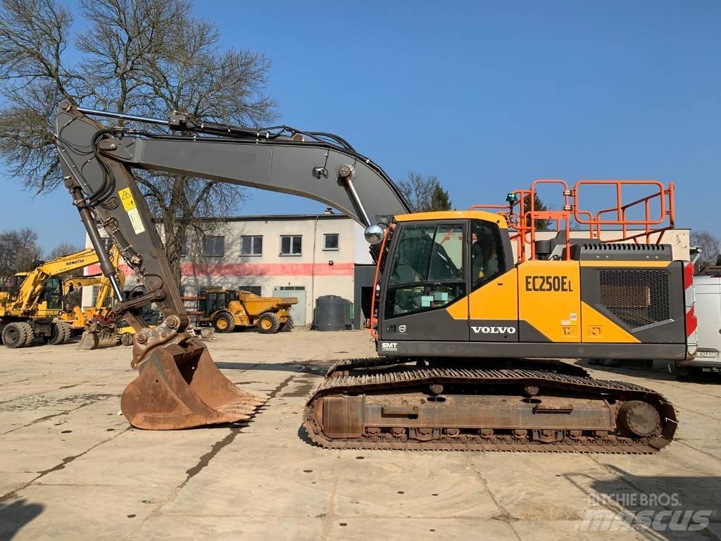 Volvo EC 250 EL Gravemaskiner på larvebånd