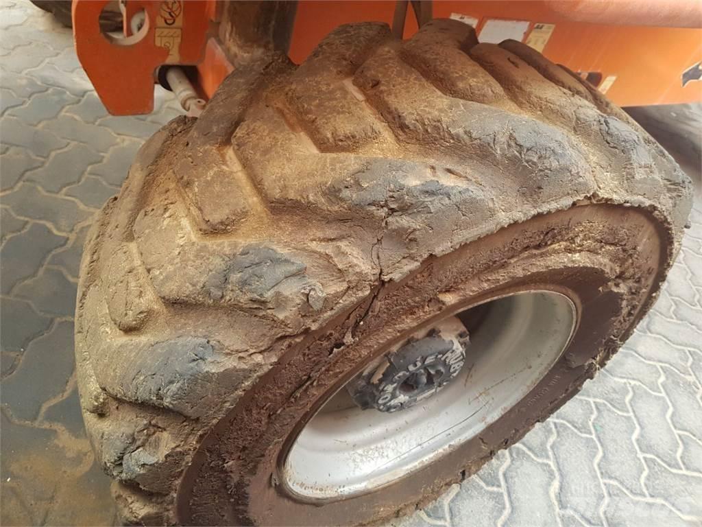 JLG 460SJ Teleskoplifte