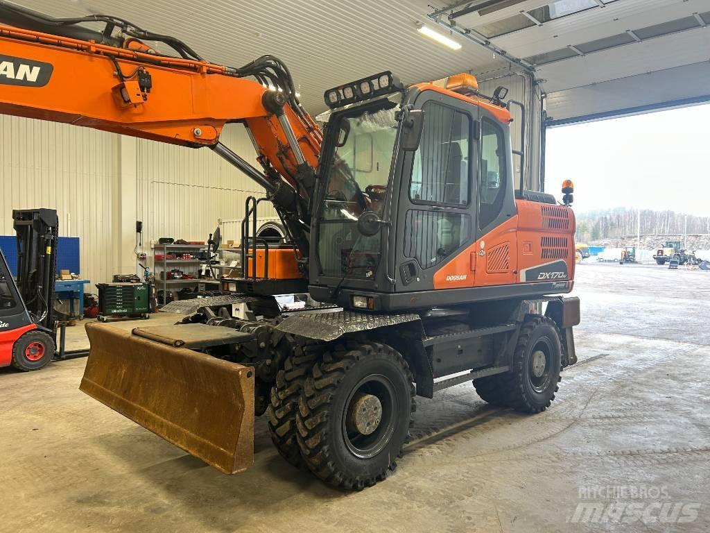 Doosan DX170W-5 Gravemaskiner på hjul