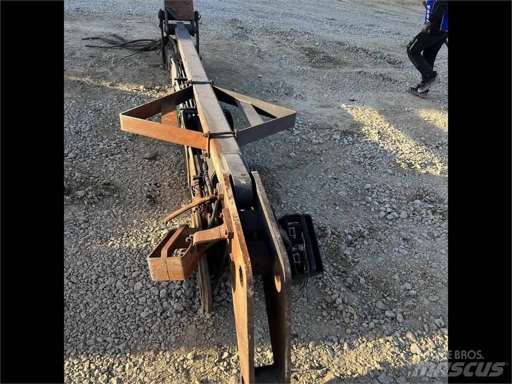 Loglift 210 Kraner til skovningsmaskine