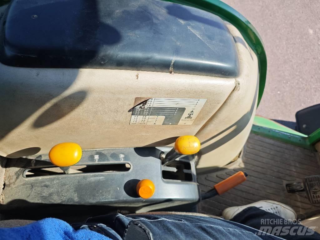 John Deere 4520 Kompakte traktorer
