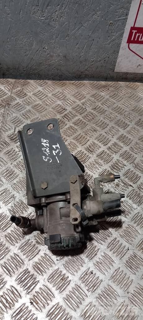 Scania R 440    1879275 Bremser