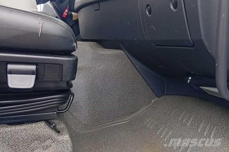 Renault C 320 Lastbil med lad/Flatbed