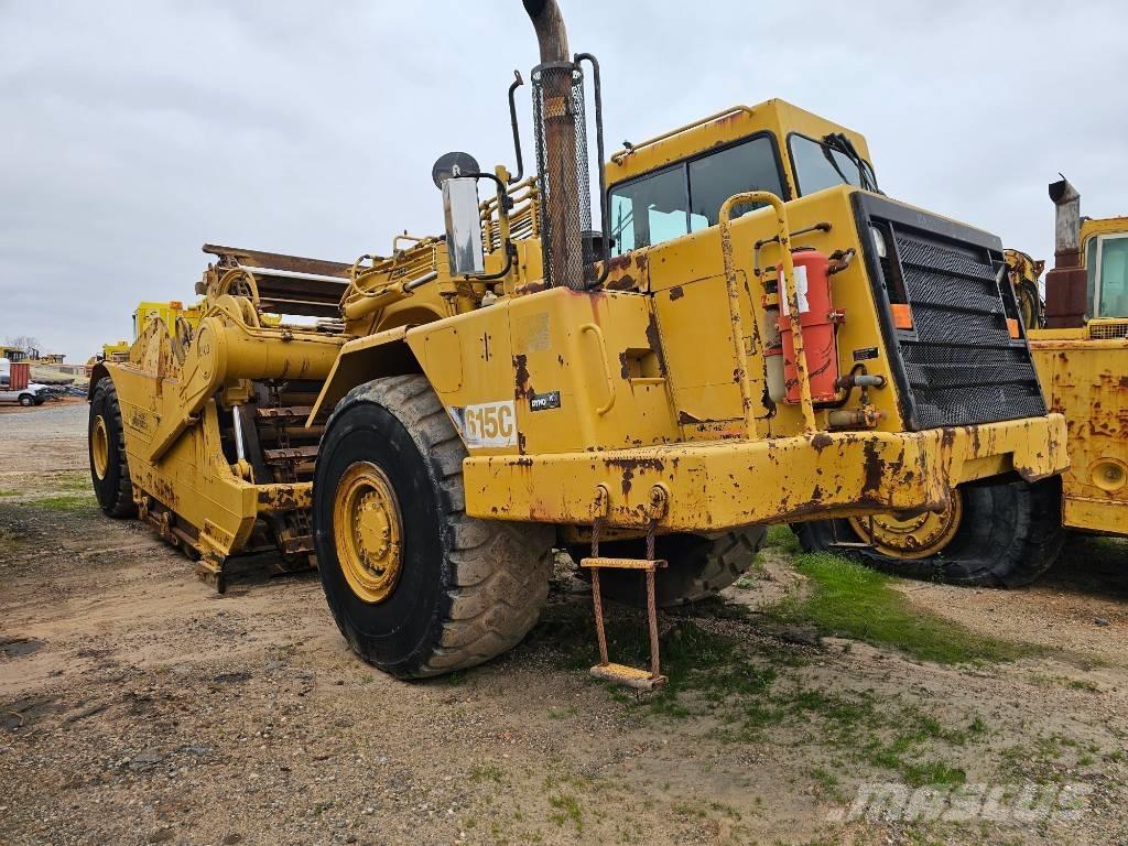 CAT 615 C II Skrabere