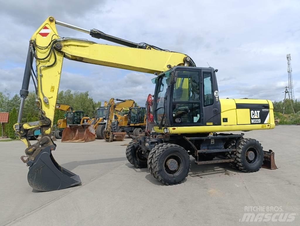 CAT M 322 D Gravemaskiner på hjul