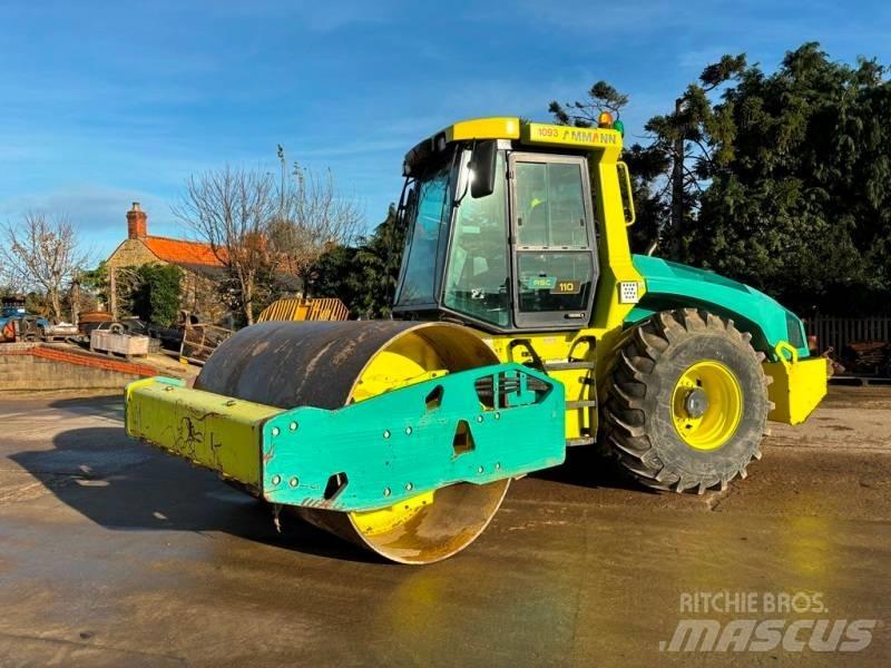 Ammann ASC 110 Enkelt tromle