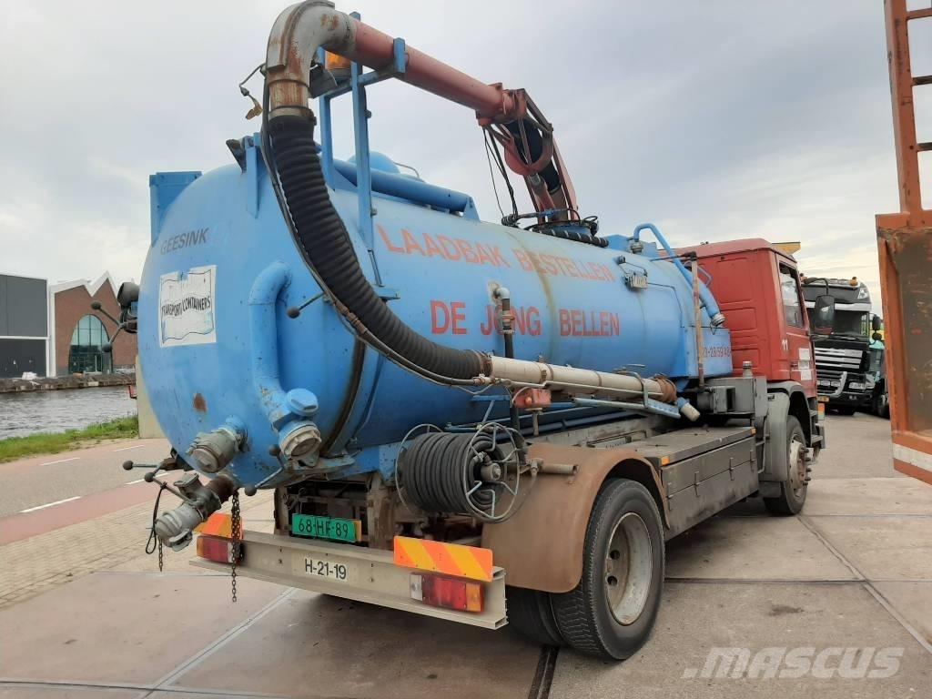 Scania kolkenzuiger Slamsuger