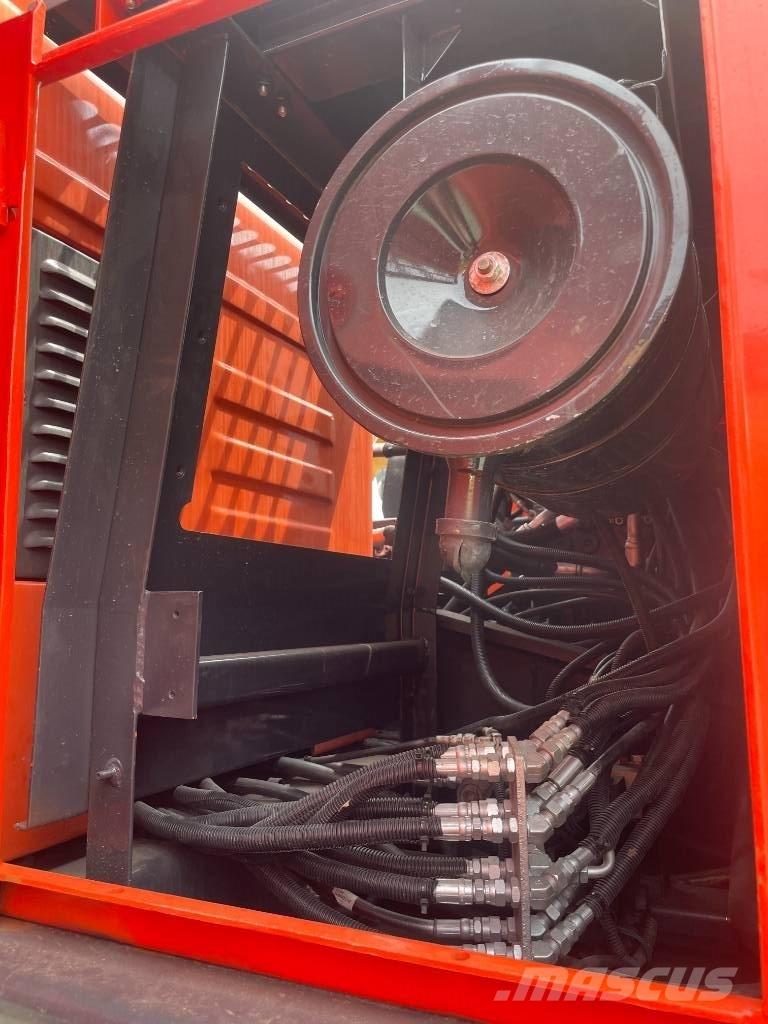 Doosan DX225LCA Gravemaskiner på larvebånd