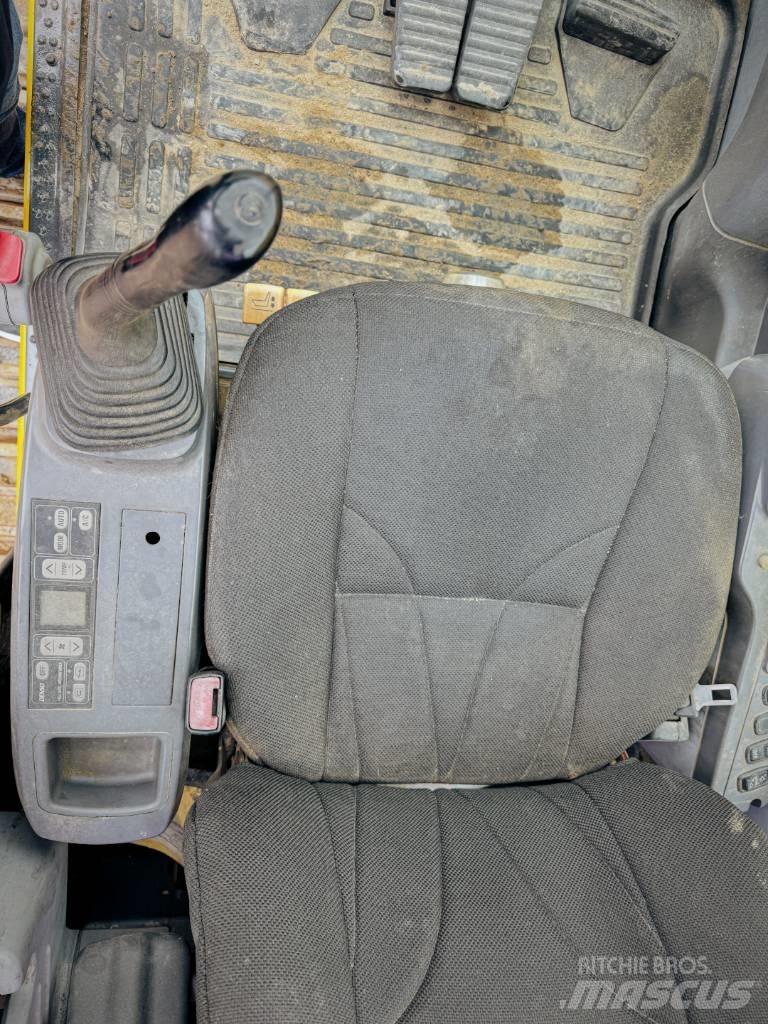 Komatsu PC 300 LC-7 Gravemaskiner på larvebånd