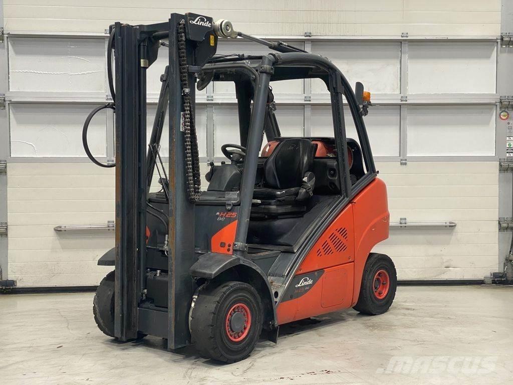 Linde H25T-02 LPG gaffeltrucks