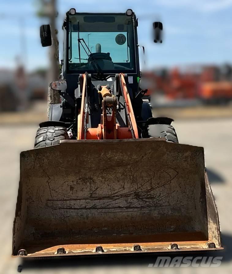 Komatsu WA 80-6 Læssemaskiner på hjul