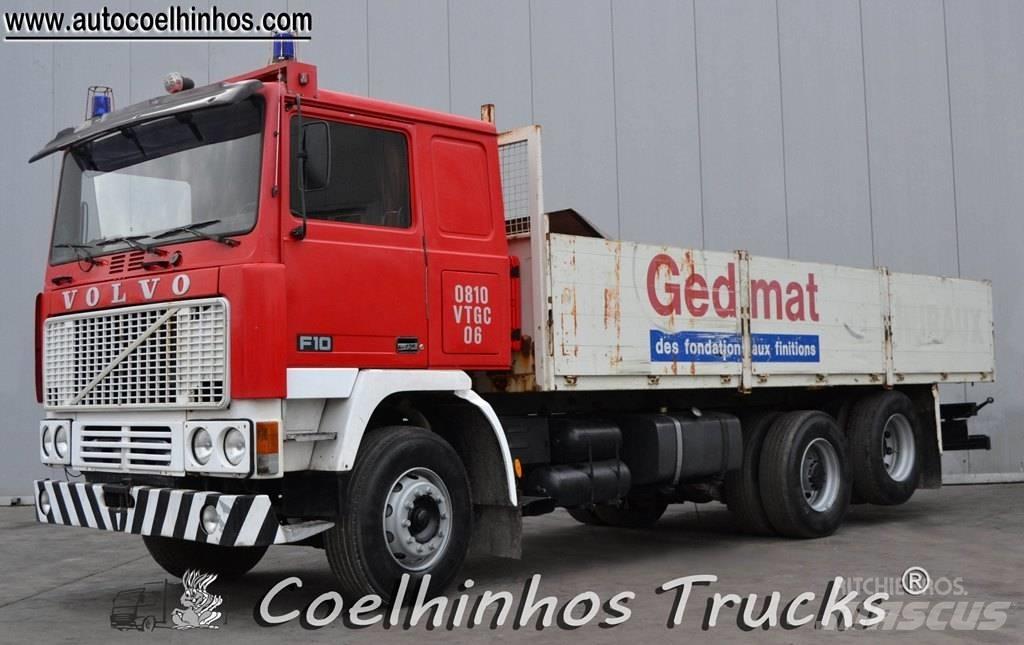 Volvo F10 Lastbil med lad/Flatbed