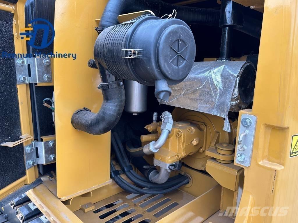 CAT 306E with rubber Minigravemaskiner