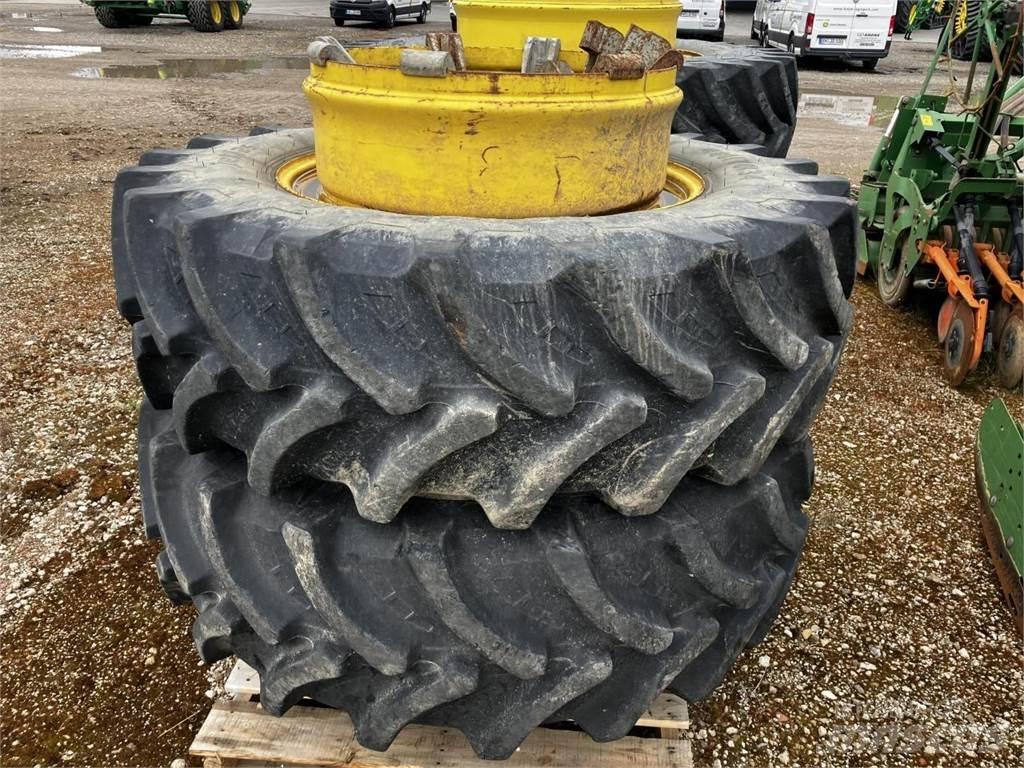 Petlas 480/70R34 Hjul, Dæk og Fælge