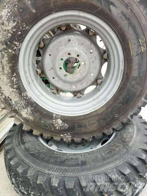 Nokian 440/80X30 Hjul, Dæk og Fælge
