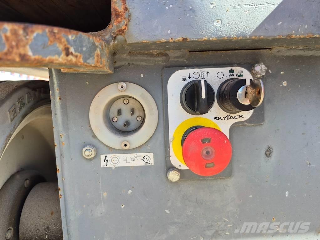 SkyJack SJ 4632 Saxlifte